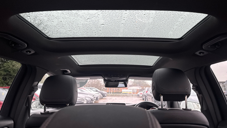 Mercedes-Benz GLC 220d 4Matic AMG Line Premium 5dr 9G-Tronic Diesel Estate